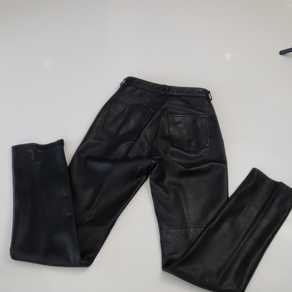 NORTH BEACH Leather by Michael Hoban - Picture 2 of 8